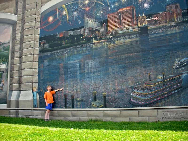 Roebling Murals (photo: Terri Weeks)