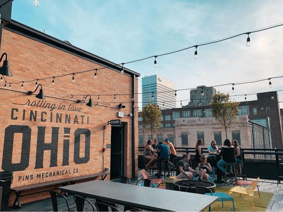 Rooftop bar at Pins Mechanical (photo: @lunalyss) Rooftop bar at Pins Mechanical (photo: @lunalyss)