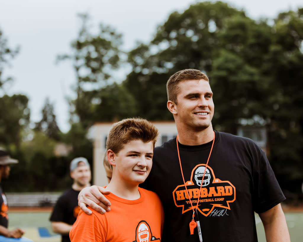 Sam Hubbard Photo
