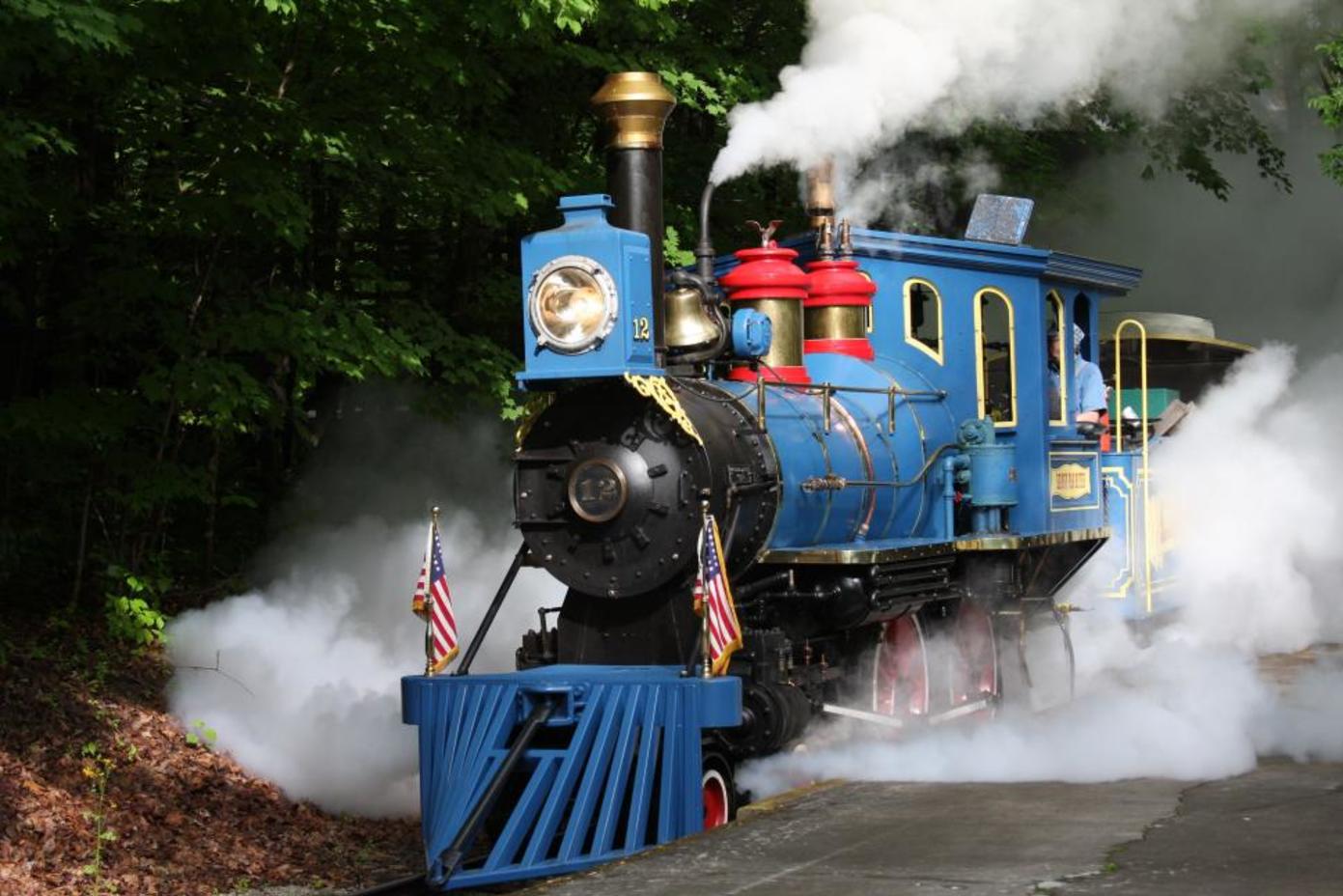 Miami Valley Railroad train at Kings Island (photo: Kings Island)