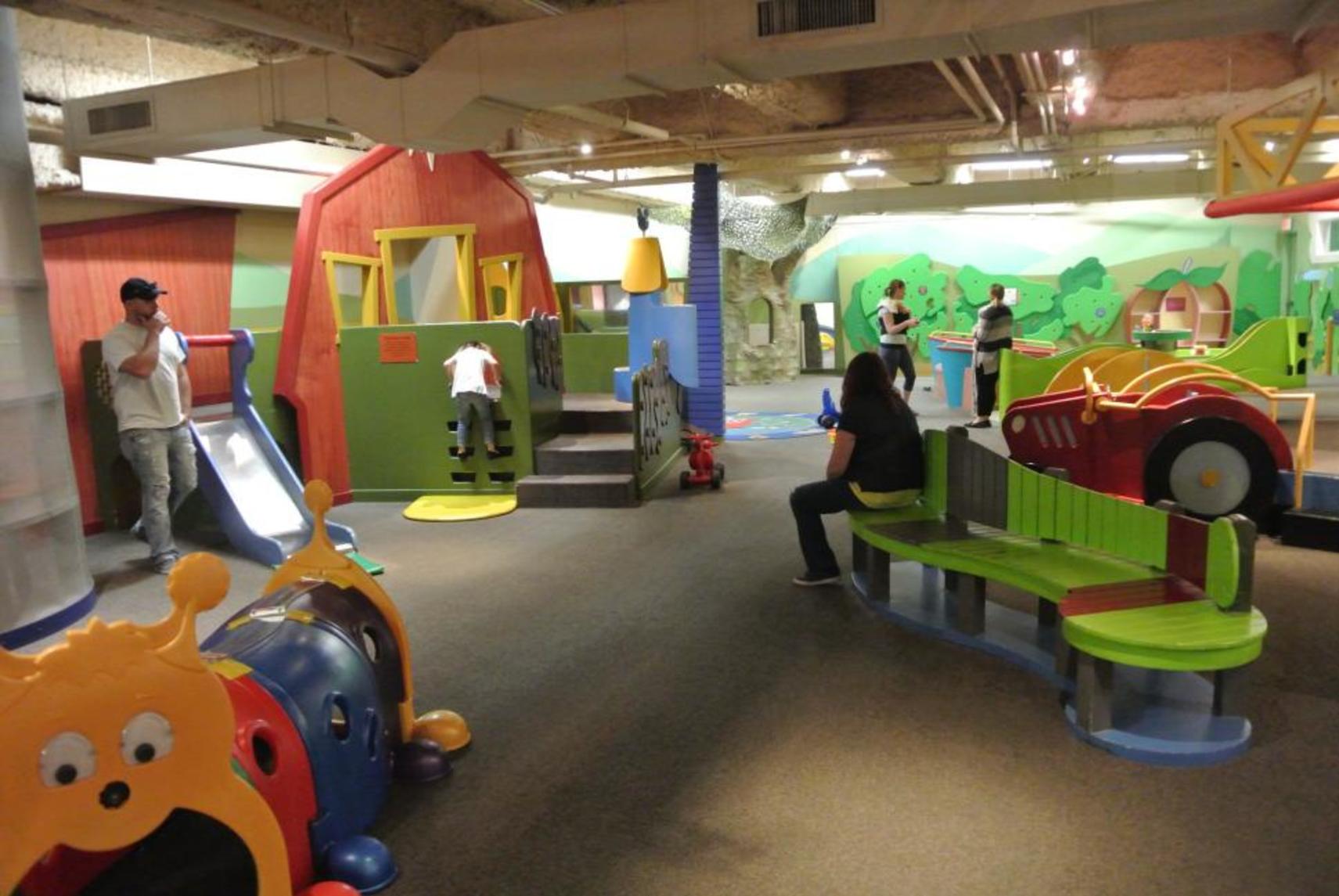Duke Energy Children's Museum (photo: Laura Hoevener) Duke Energy Children's Museum (photo: Laura Hoevener)