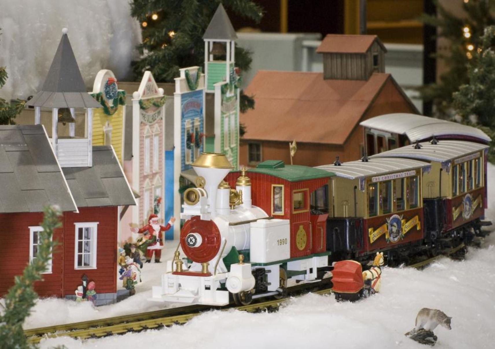 Christmas at EnterTRAINment Junction (photo: EnterTRAINment Junction)