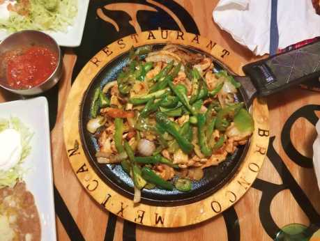 Bronco Mexican Grill - Fajitas