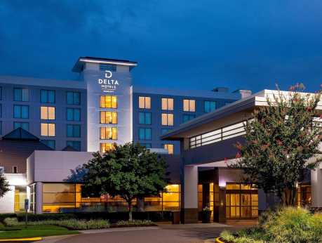 Delta Hotel - Exterior