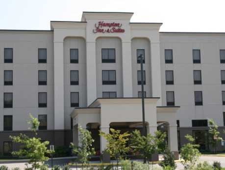 Hampton Inn & Suites