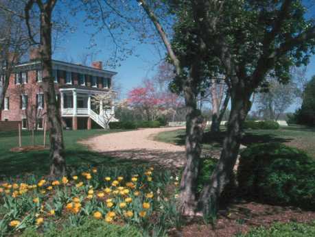 Lee Hall Mansion