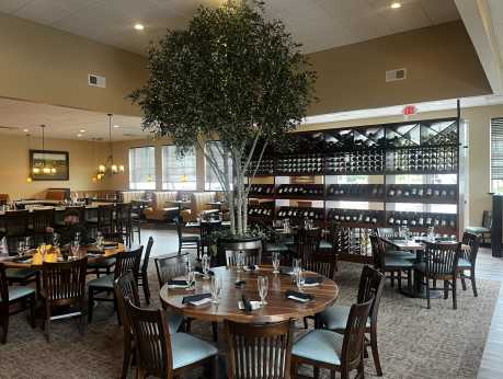 Vino Italian Bistro-Interior
