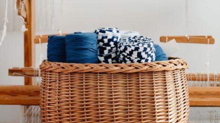 Weaving in 1776: Threads of the Past