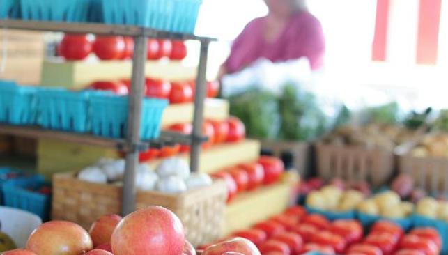 Produce Stand at Hickory Ridge