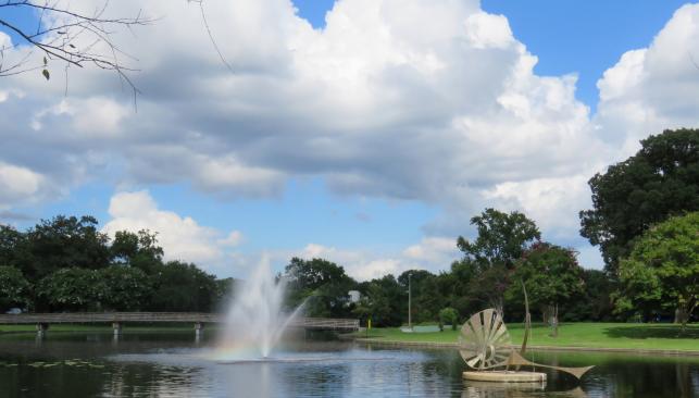 Fountain At Lakeside Park
