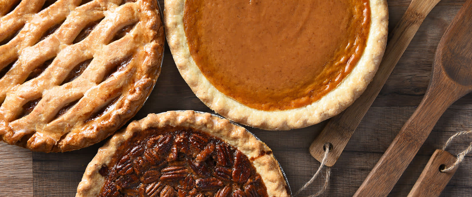 bigstock-Overhead-view-of-three-pies-fo-108616229
