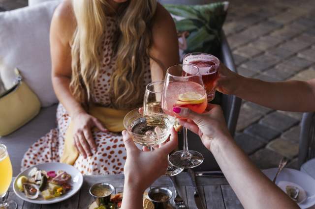 More Beer for your Buck: Happy Hour and Weekly Specials in Columbia SC
