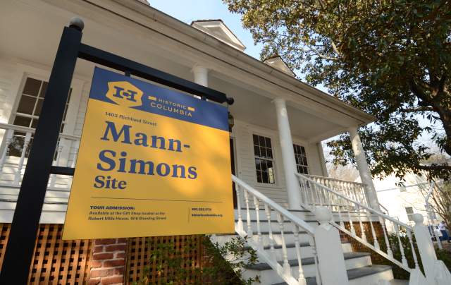 Mann-Simons sign
