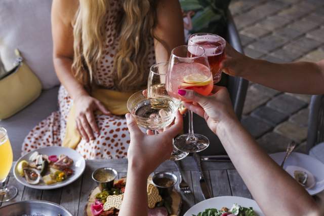 More Beer for your Buck: Happy Hour and Weekly Specials in Columbia SC