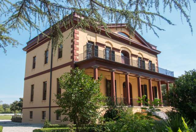 Hampton-Preston Mansion