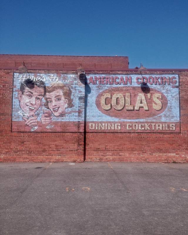 Cola's Restaurant
