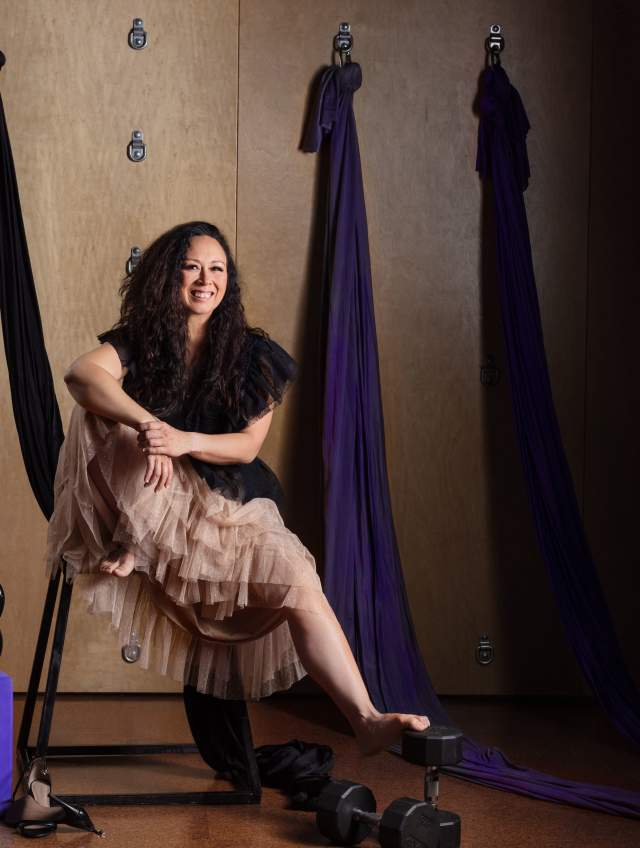 Angela Yong Sellers Headshot