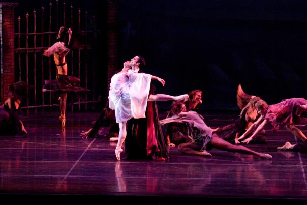 Columbia City Ballet performing Dracula