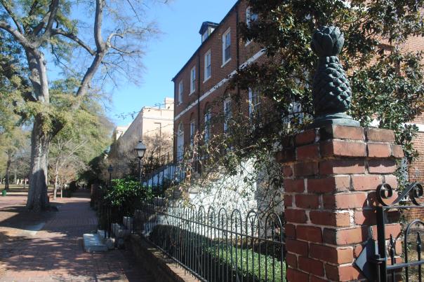 USC Horseshoe College