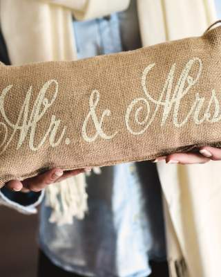 Mr. & Mrs. Pillow