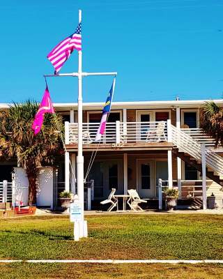 Emerald Isle Bed and Breakfast Exterior