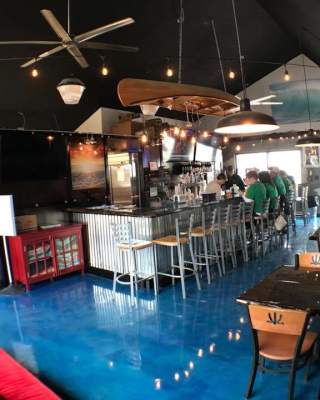 Anchor Drafthouse & Pizzeria Dining Room