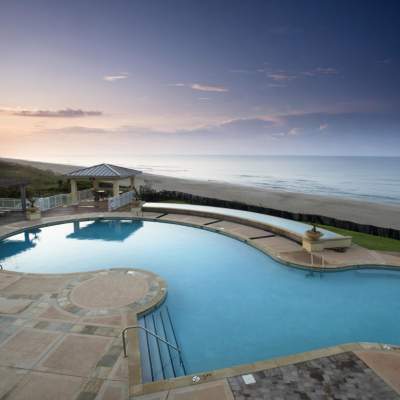 Grand Villas