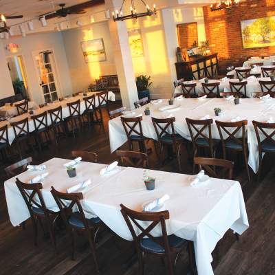 Moonrakers Group Dining