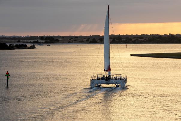 Lookout Cruises Sunset on Taylors Creek