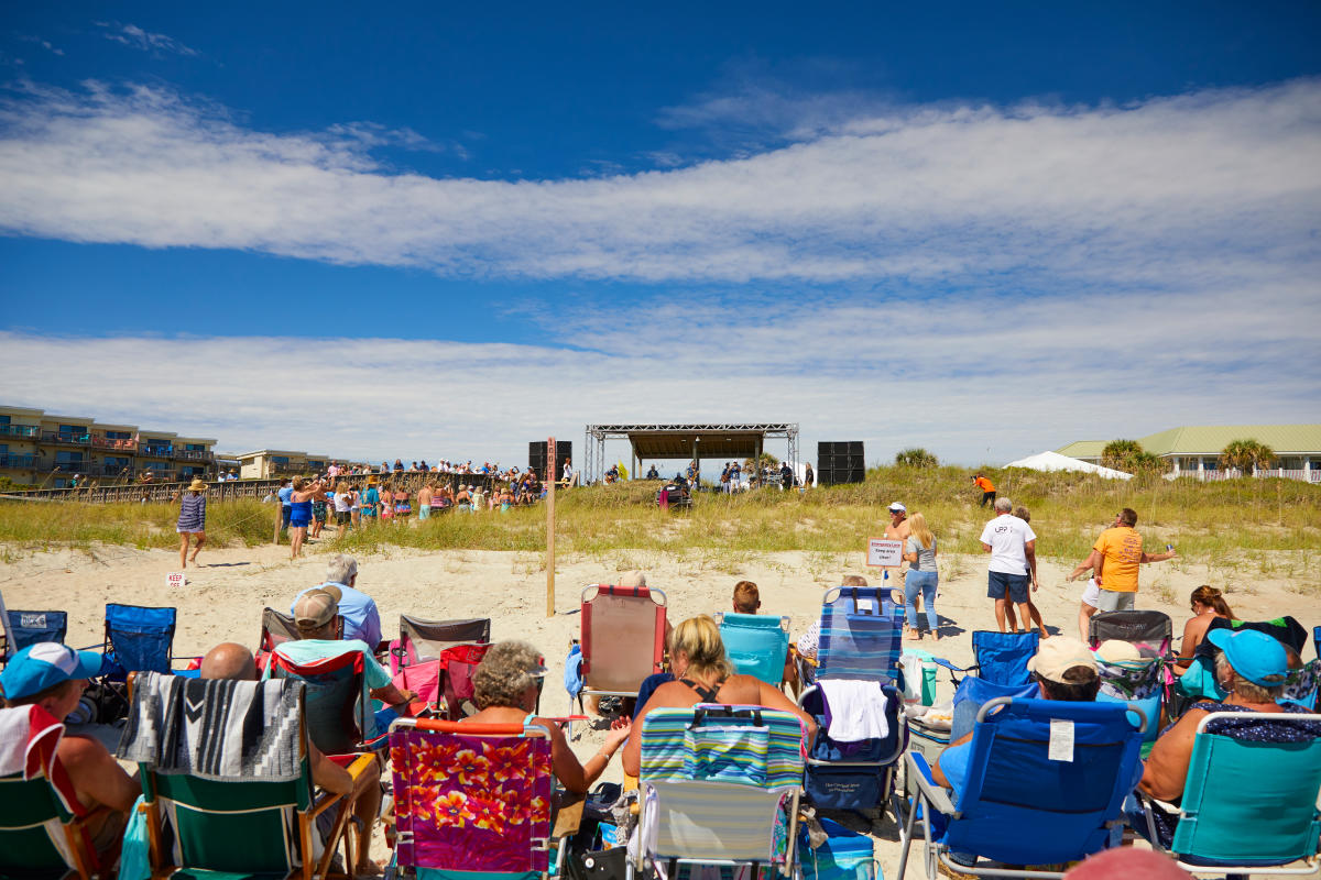 Crowd of people on the beach at the Emerald Isle Music Festival