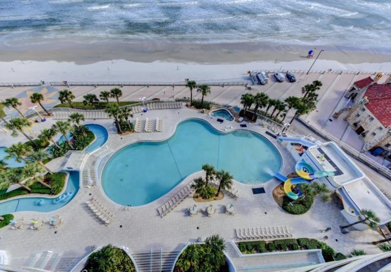 Resort Style Pool and Lazy River (Ocean Walk)