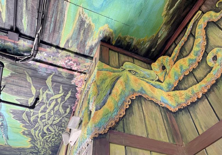 Mural - Crabby Joe's