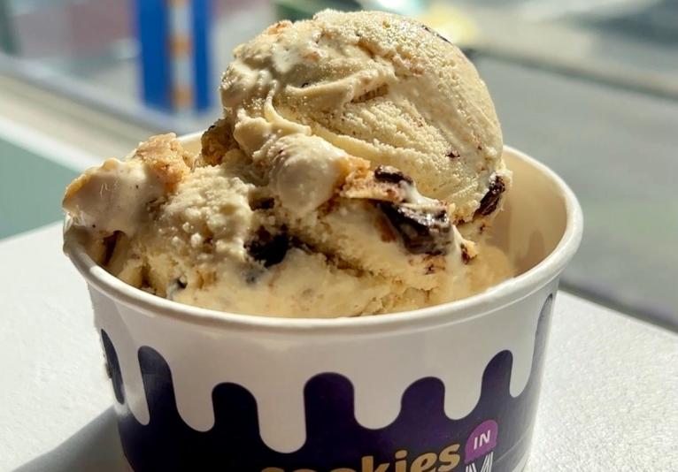 Insomnia Cookies