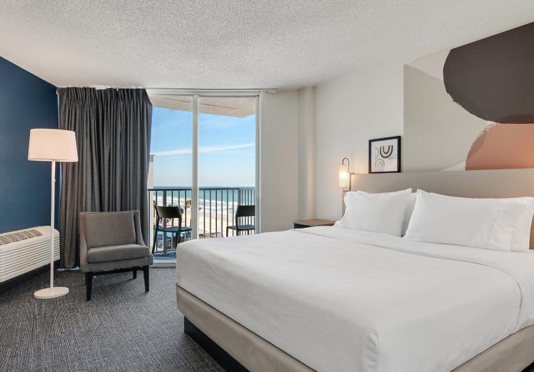 1 King Bed Oceanfront with Balcony