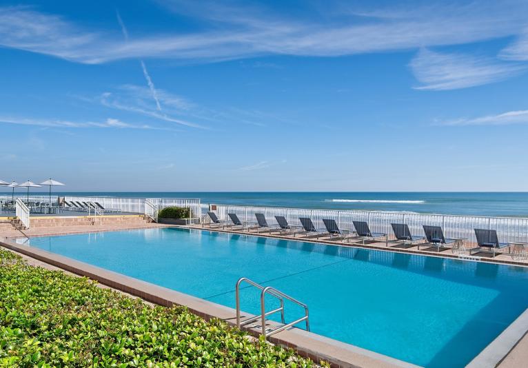 Outdoor Pool Oceanview
