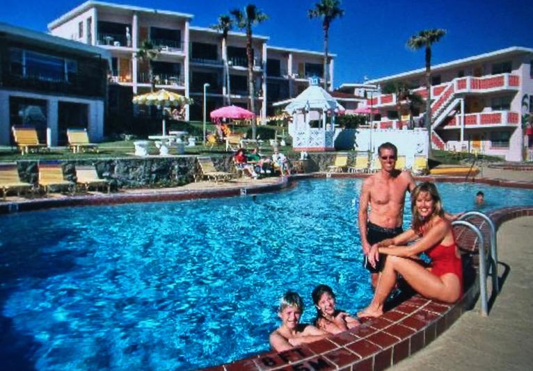 Large Pool and Kiddie Pool for Family Fun