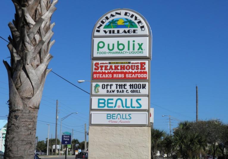 Indian River Village Shopping Center