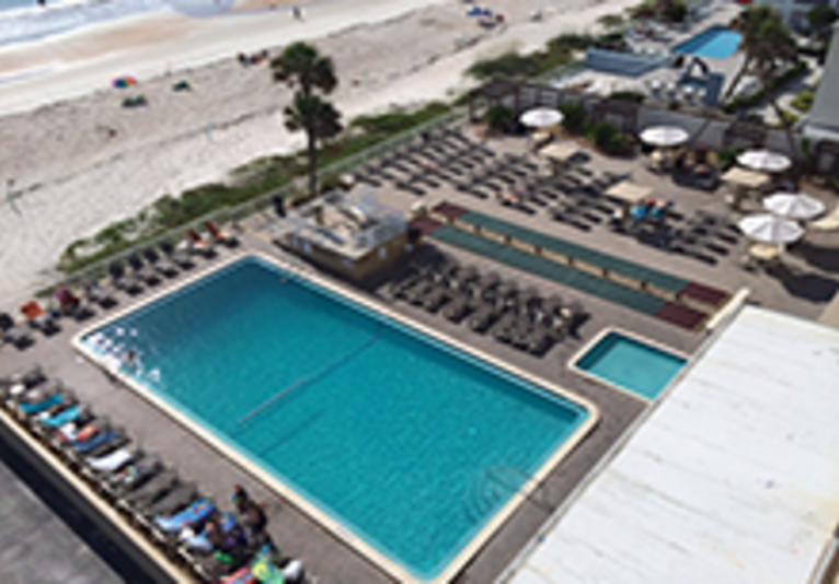 Maverick Resort