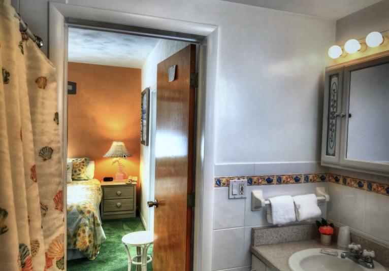 2 Beautifully Decorated Bathrooms