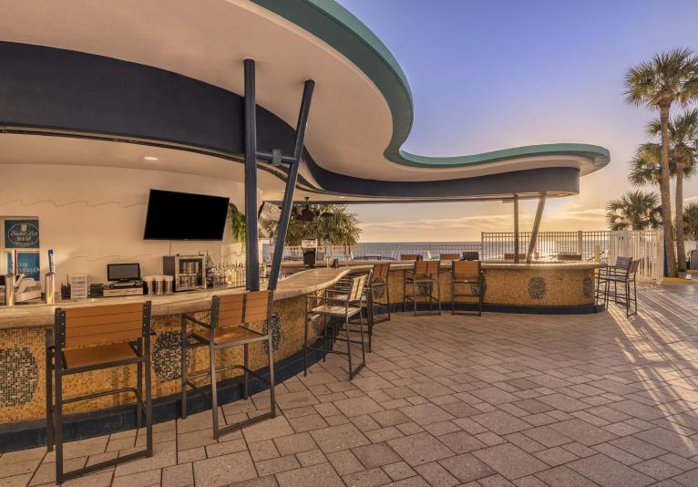 Poolside Bar