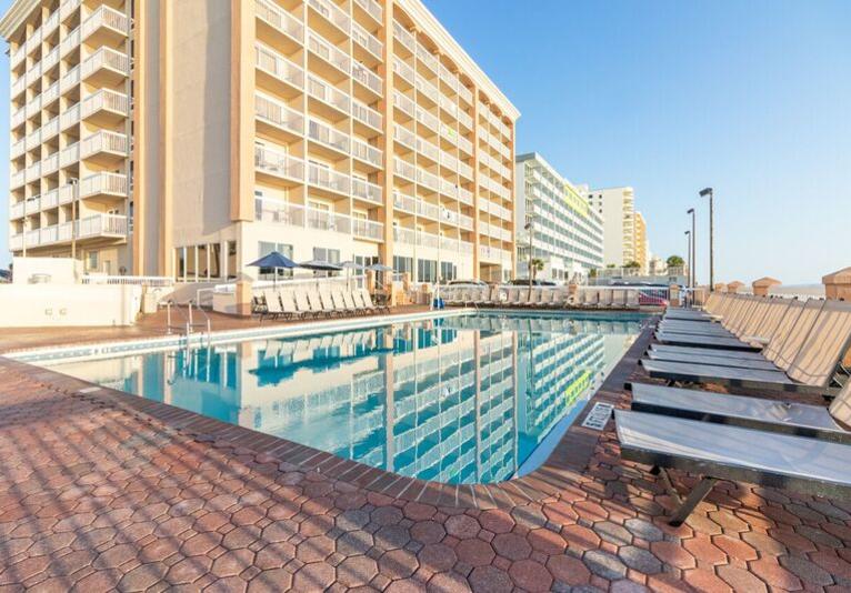 hampton inn pool