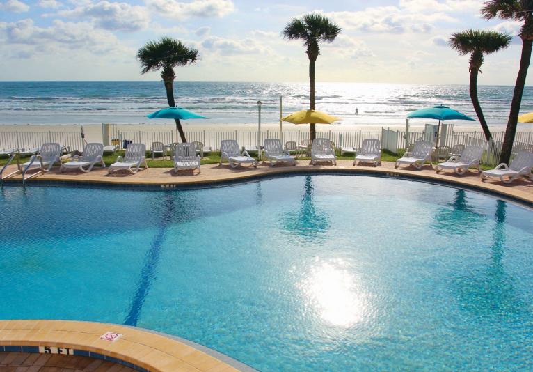 Perry's South Pool Oceanfront
