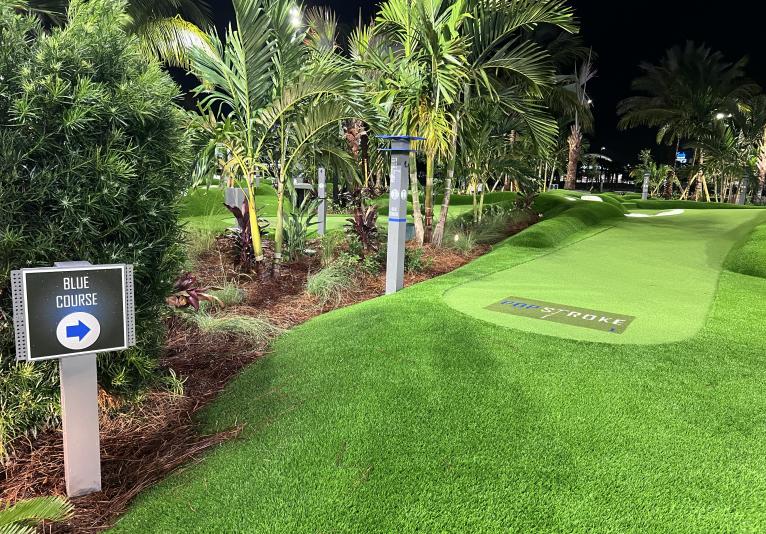 Blue Course Hole 1