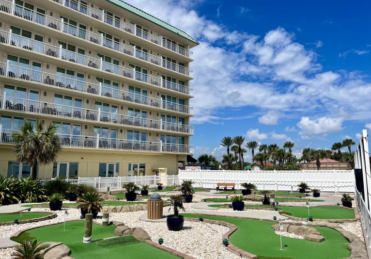 On-Site Mini Golf at Royal Floridian Resort