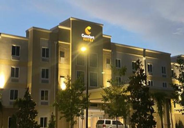 Comfort Suites