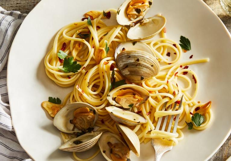 Clam pasta