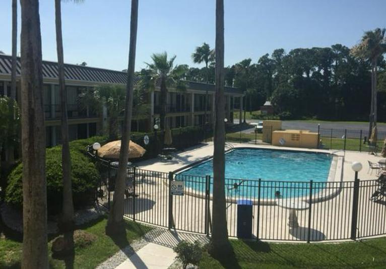 Econo Lodge