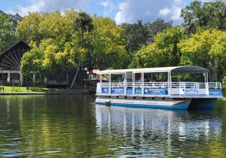 boat tour