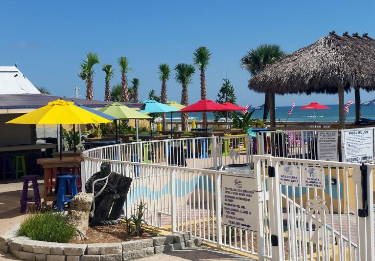 Oasis Tiiki Bar