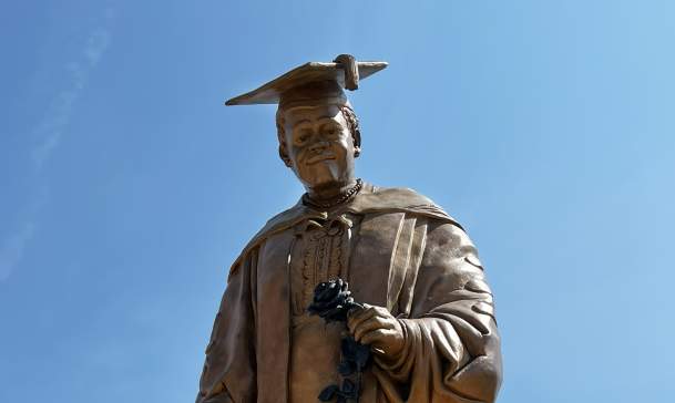 Statue of Mary Mcleod Bethune